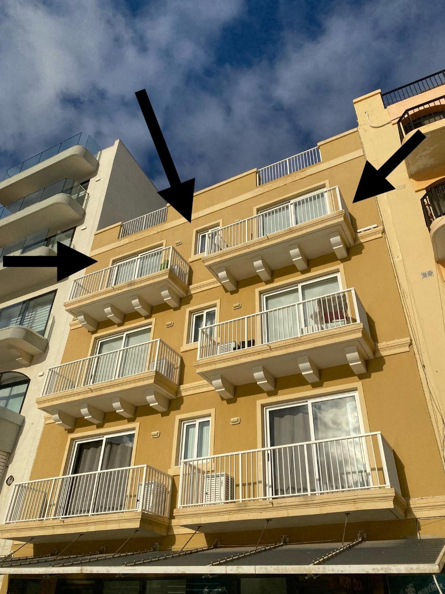 Best Of Xlendi Seafront Apartments Bagian luar foto